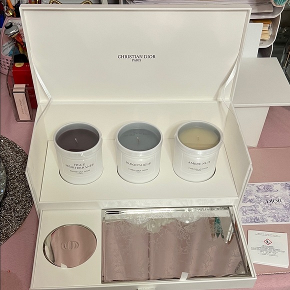 Host Pick💖 Dior Candle Set with Mirror Tray and Lid Each Candle is 8.8 oz - Picture 5 of 10